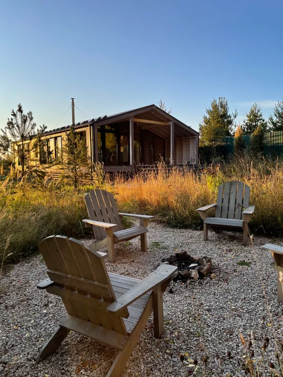 Дача в лесу с панорамными окнами