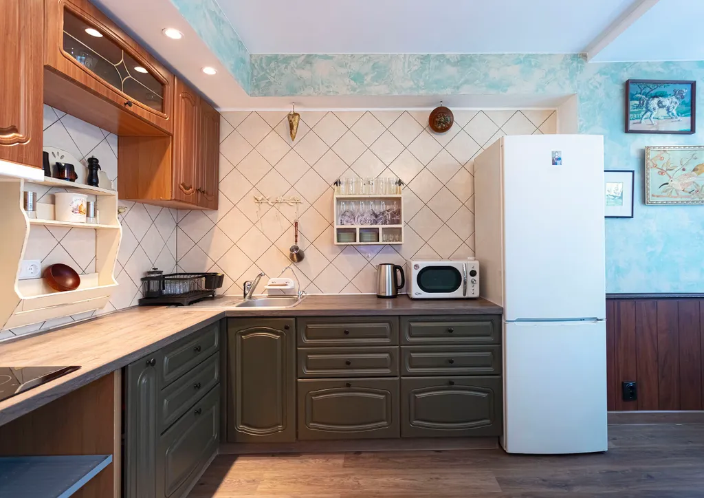 Стильная 1-комнатная квартира в центре с видом на море