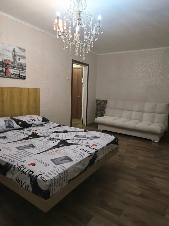 Квартира возле арены Трактор, Кардиоцентра, ТК Космос — аренда посуточно в Челябинск