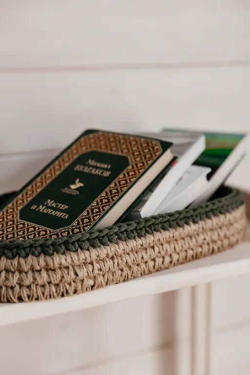 Дом с панорамными окнами и террасой в окружении леса