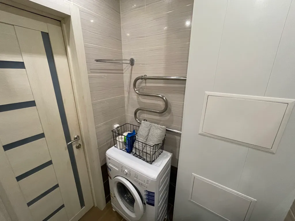 Уютная квартира рядом с аэропортом (5 мест, 15 мин аэропорт, 20 центр)