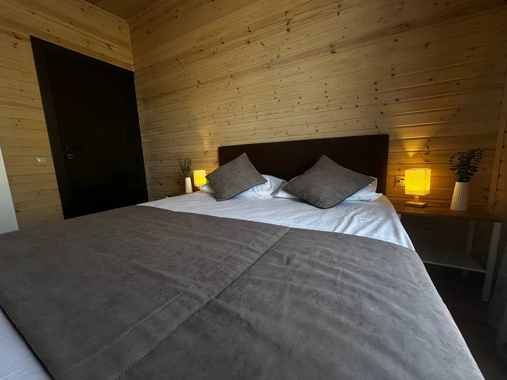 Дом 453 с тремя спальнями, русской баней и банным чаном