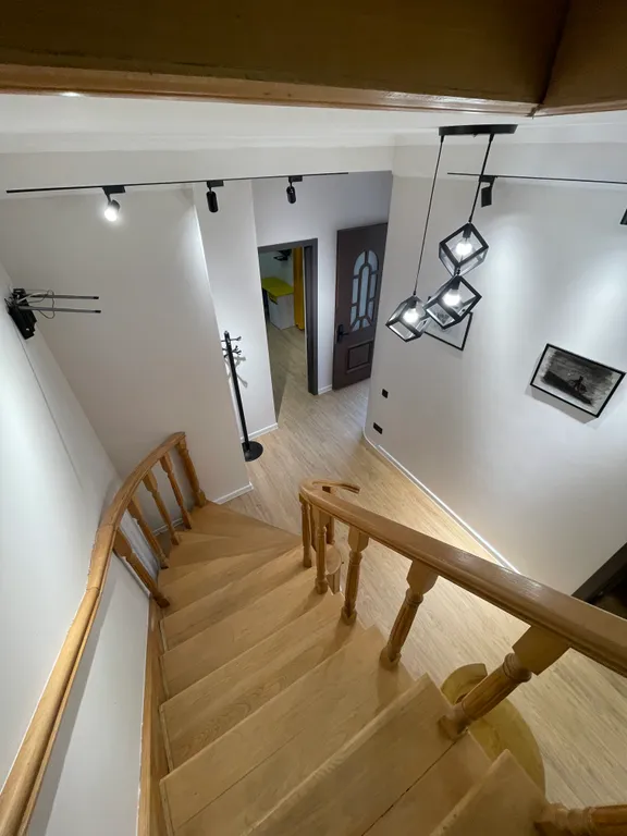 Трёхэтажная вилла