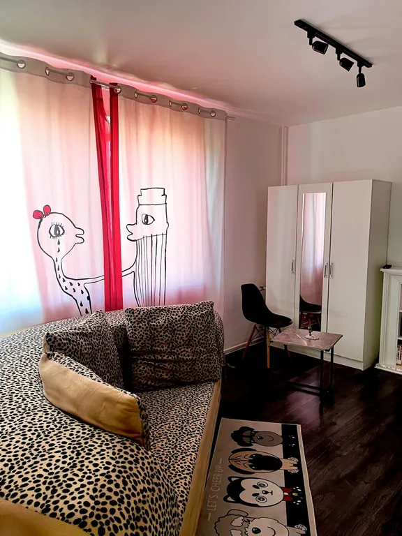 Уютная квартира в центре города рядом с курортом — аренда посуточно в Старая Русса