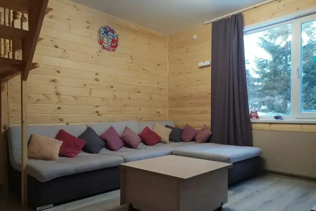 6-комнатный Дом