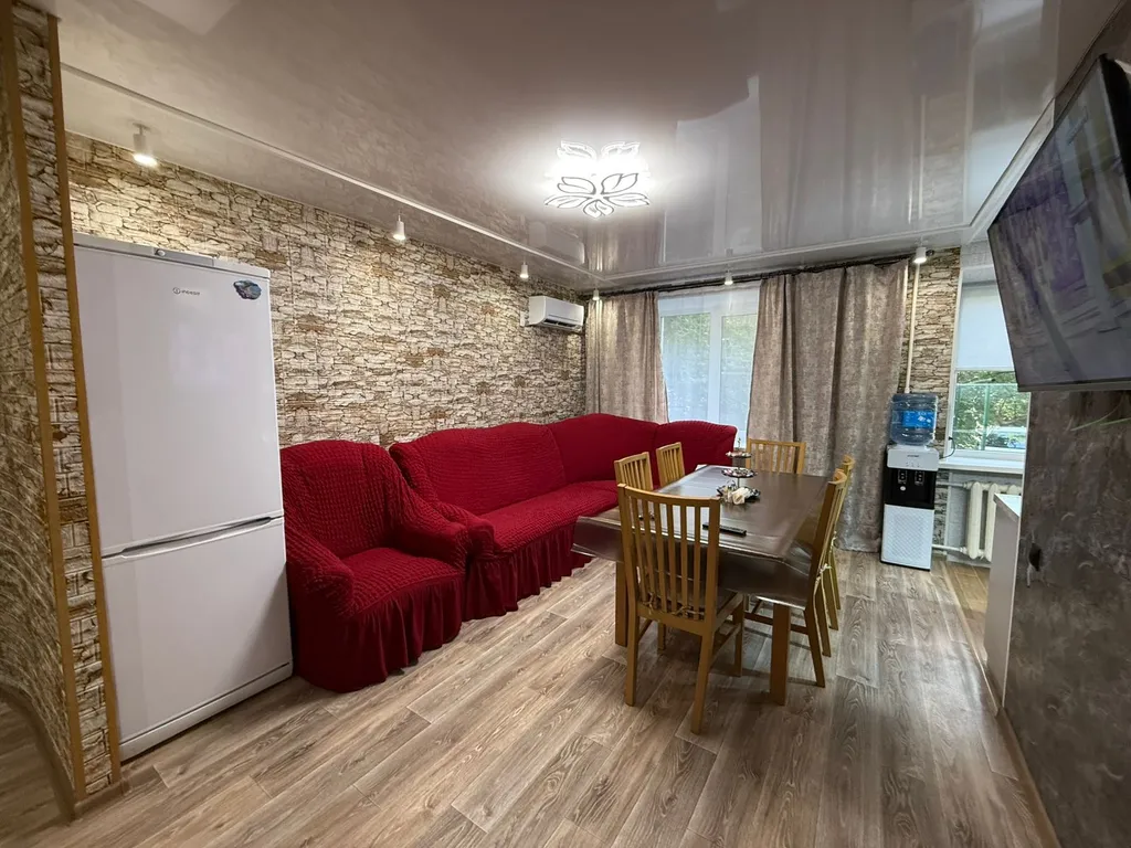 Уютная и просторная 2-комнатная квартира в 7 минутах от трассы М4 — аренда посуточно в Каменск-Шахтинский