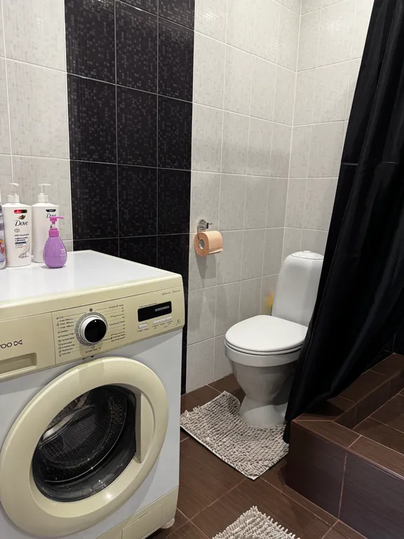 Квартира Квартира Апартамент с кухней в частном доме у набережной — Геленджик