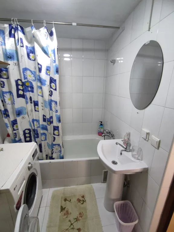 Двухместный номер 1 кроватью с общей ванной комнаты