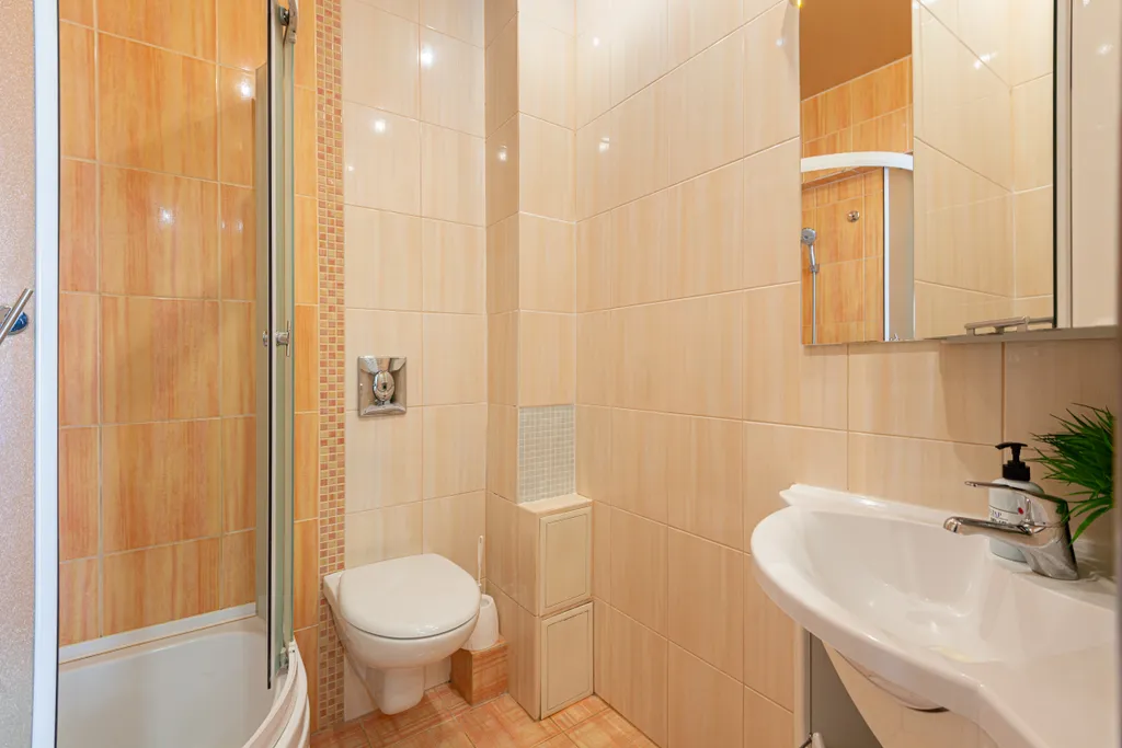 Просторная на заливе с панорамными окнами, кондиционер, 2 TV