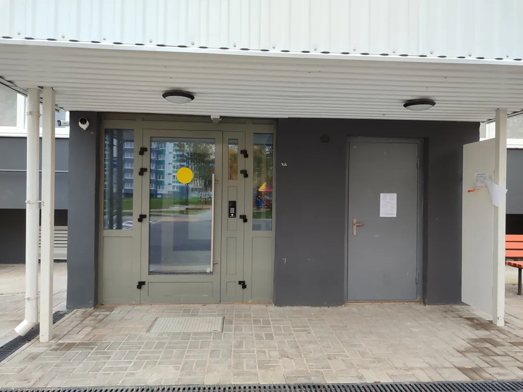 Уютная квартира с отдельной спальней, новым ремонтом и техникой