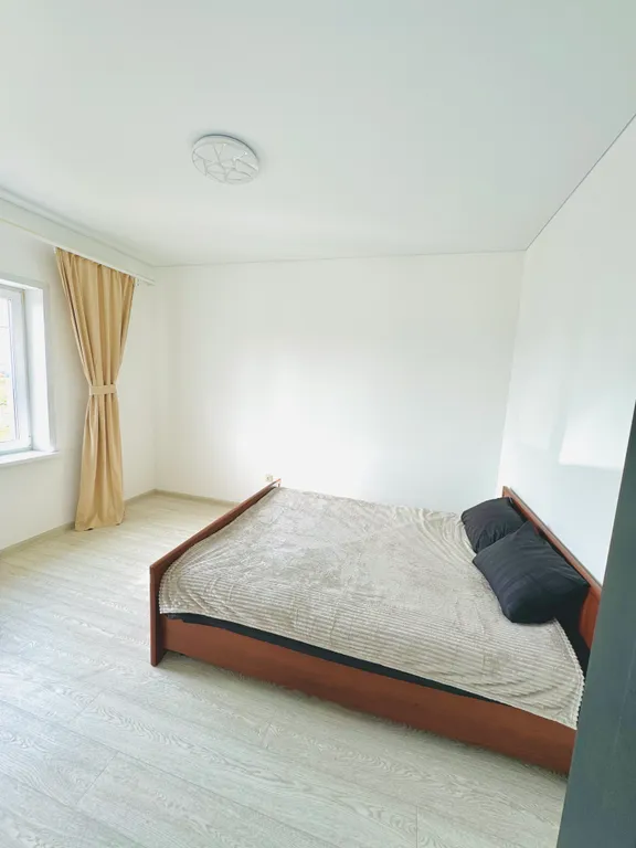 Комфортный дом с видом на холмы