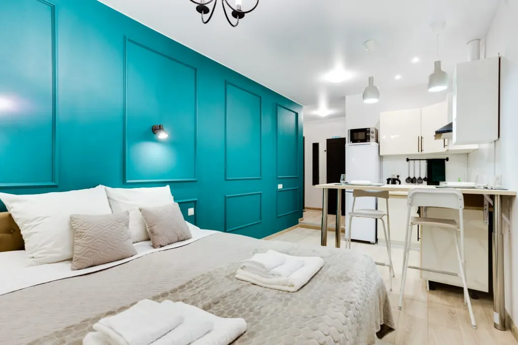 Бирюзовая студия рядом с Мегой и Ашаном