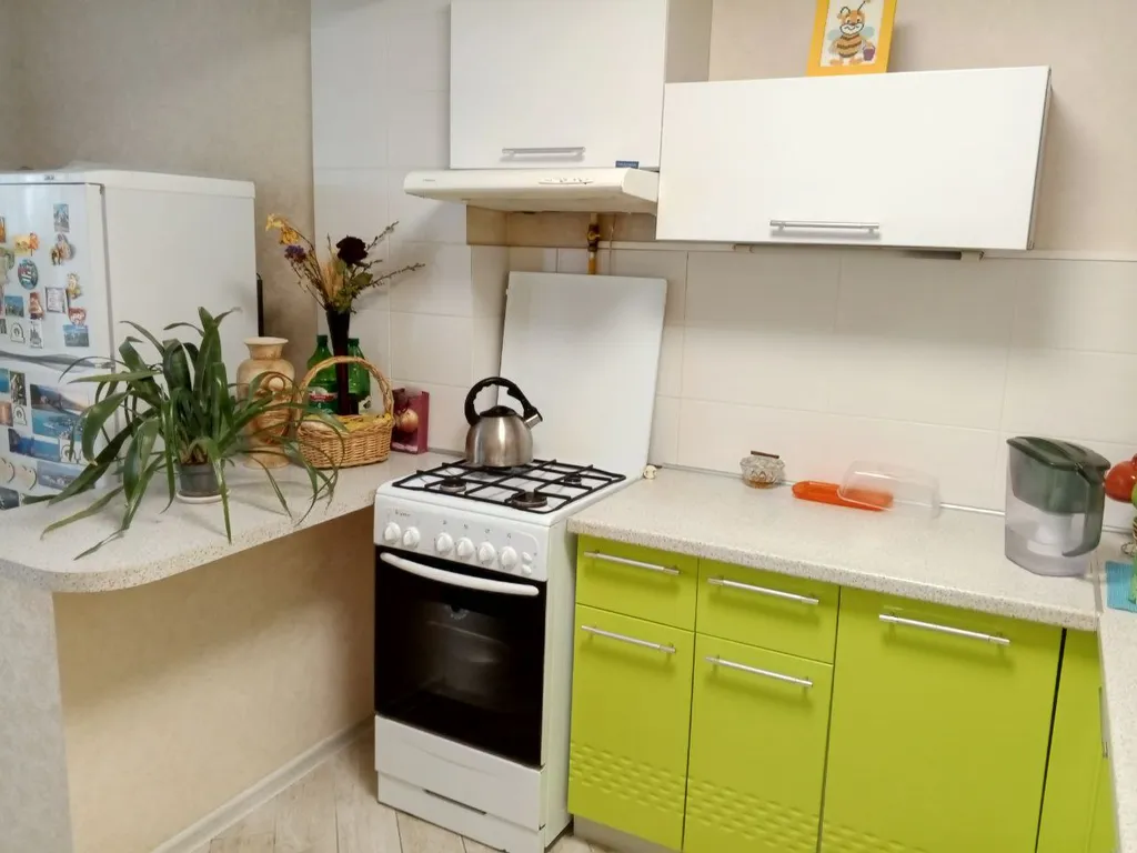 Однокомнатная квартира с новым ремонтом+лоджией (доп комната)