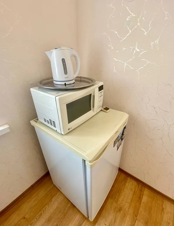 Комнаты с видом на море и горы