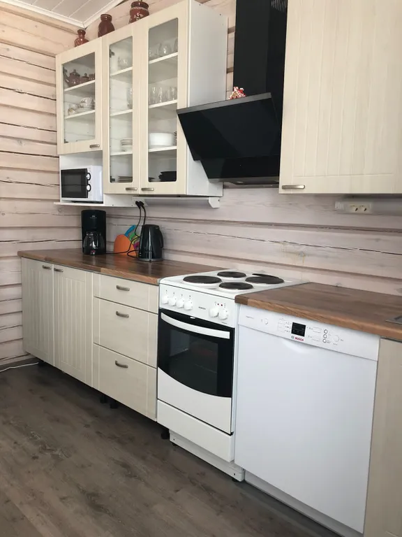 Коттедж с сауной недалеко от озера