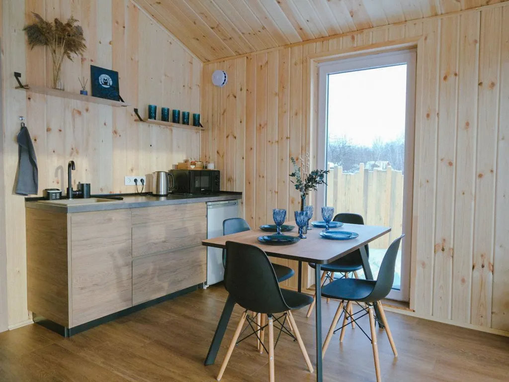 Барн-хаус у леса