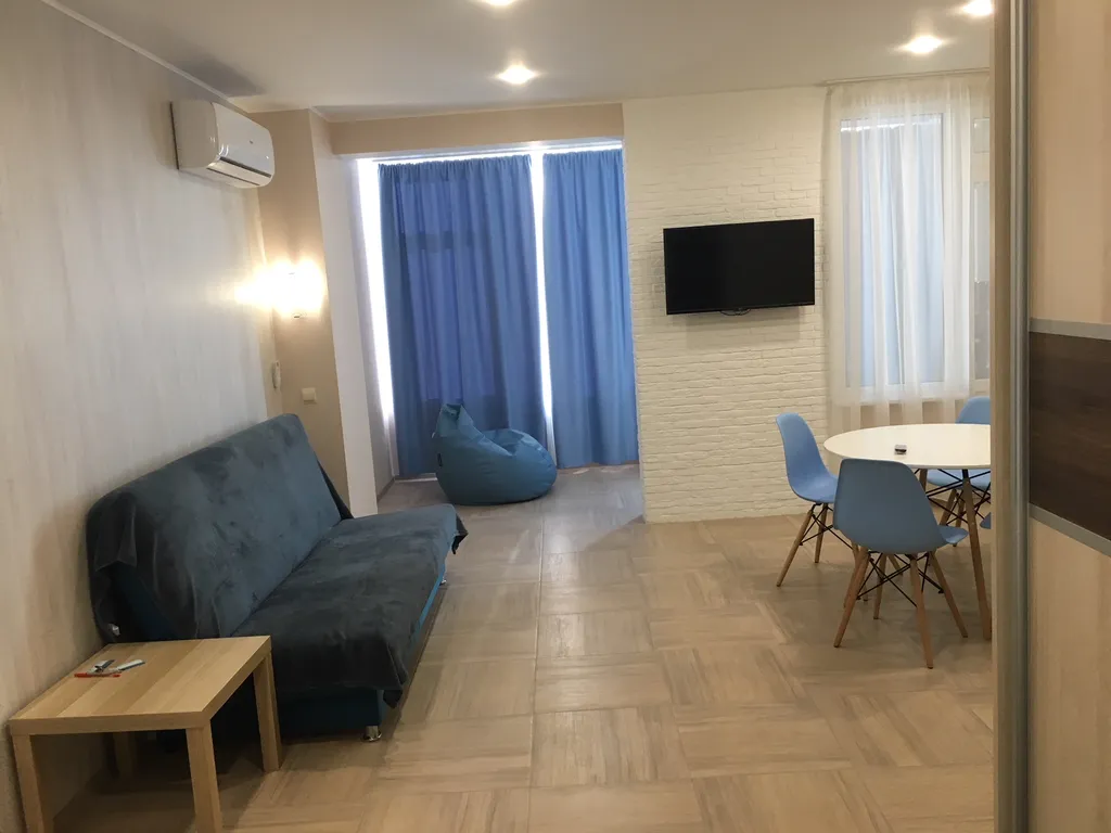 Квартира Квартира-студия с видом на море и парк — Севастополь