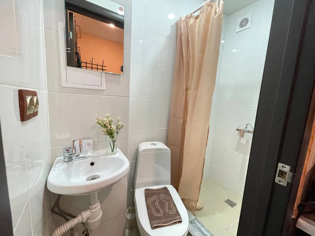 Welcome Apartment 1, Уютные апартаменты у метро, тихий центр