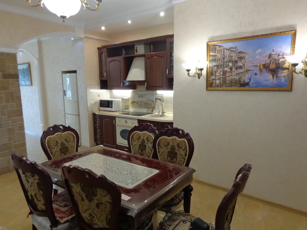 3-комнатная Квартира