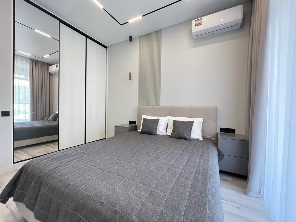 Дизайнерская евротрёхкомнатная квартира в жк аллея парк