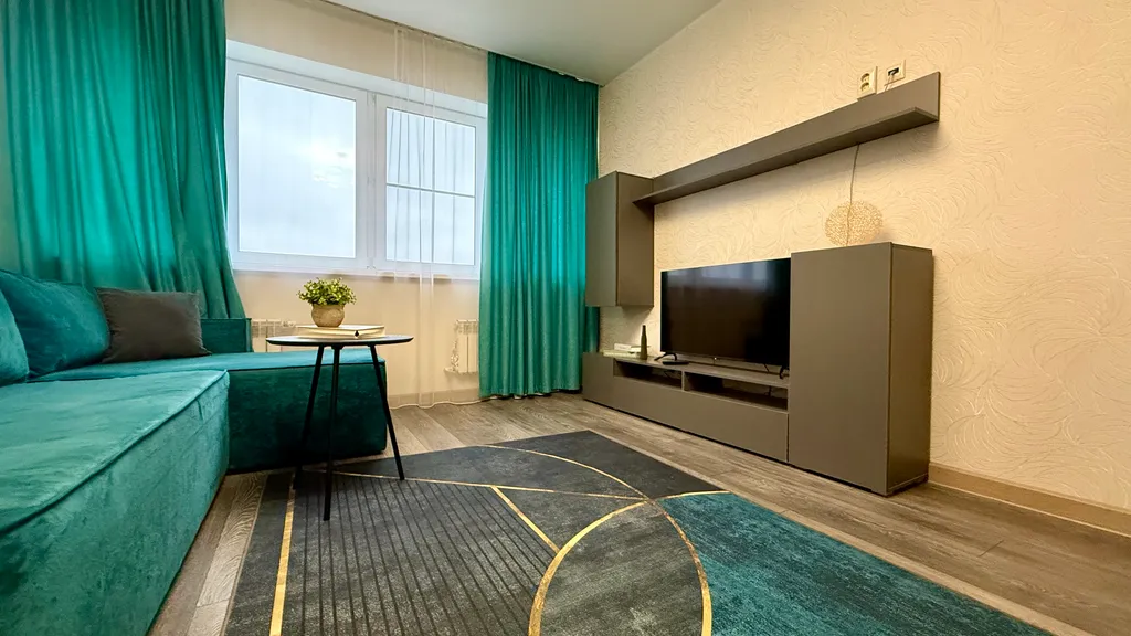 Просторная двушка у М-2