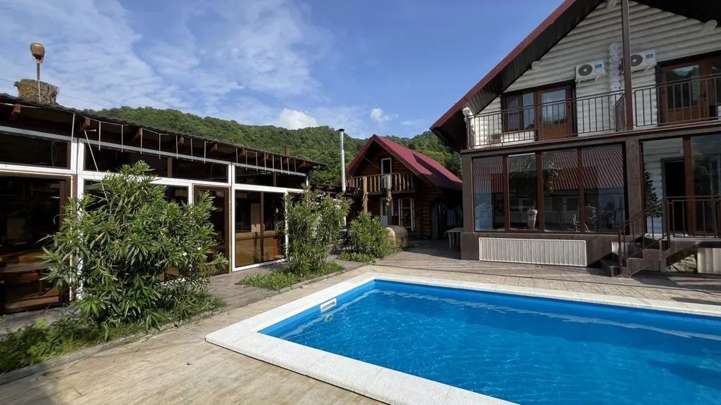 Коттедж Дoм c бacceйном — Солохаул