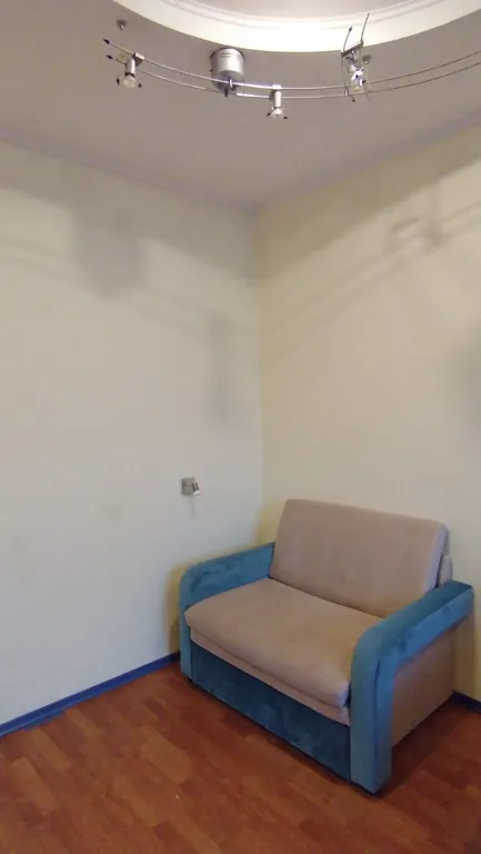 Двух комнатная квартира с изолированными комнатами около парка Горьког