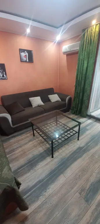 Уютная современная квартира