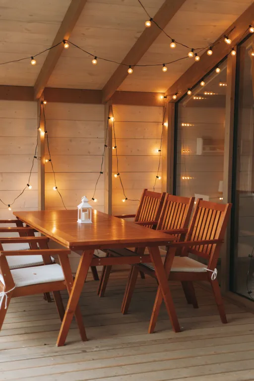 Дом с баней и чаном у воды и леса бохо