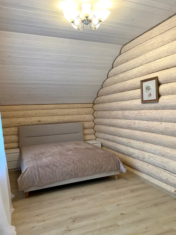 Уютный дом на берегу озера Сказочное место