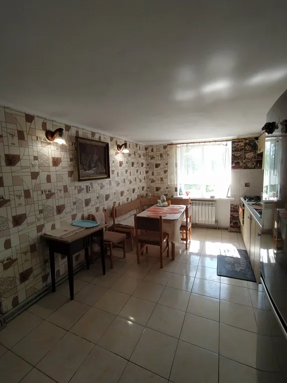 Трехкомнатный дом с парковкой