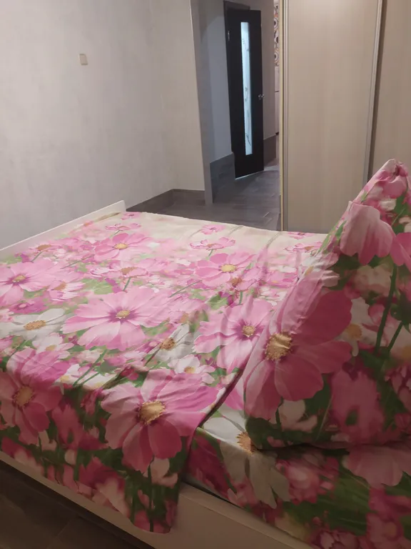 Квартира в центре города — аренда посуточно в Белово