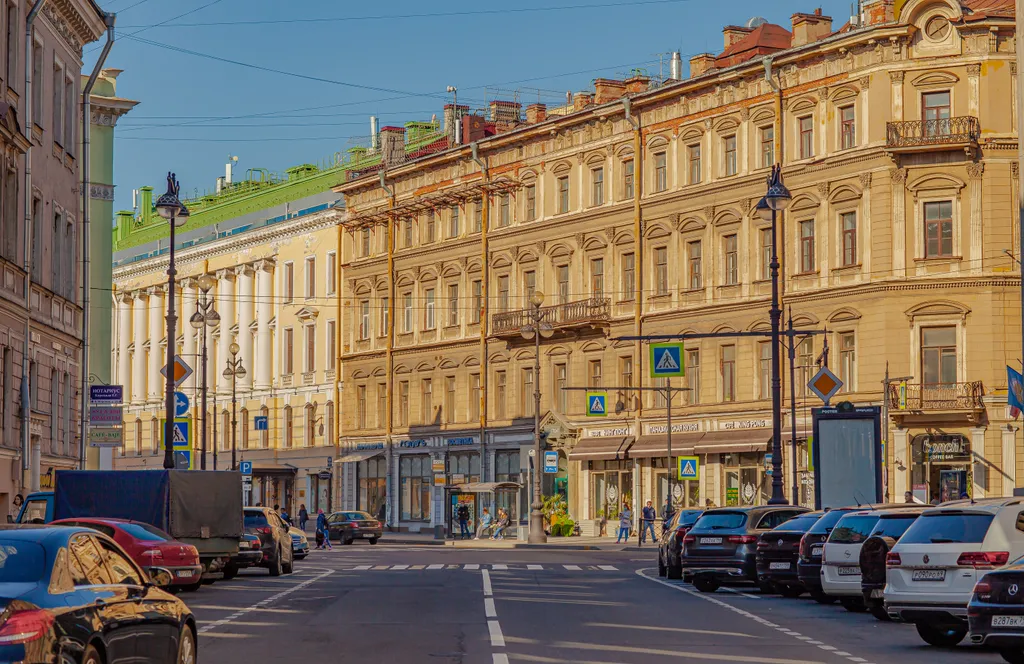 Old Town Apartment 3BR & 2BTHR