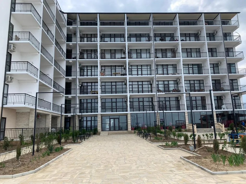 1-комнатная квартира студии с видом на море