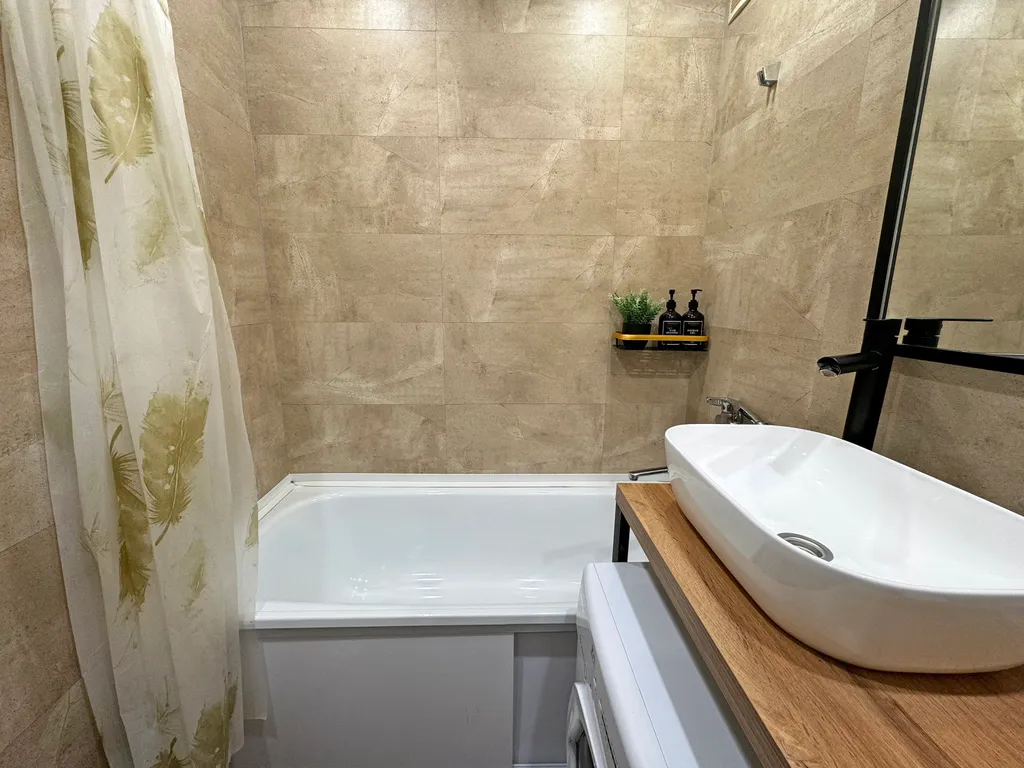 Мона— пространство без суеты