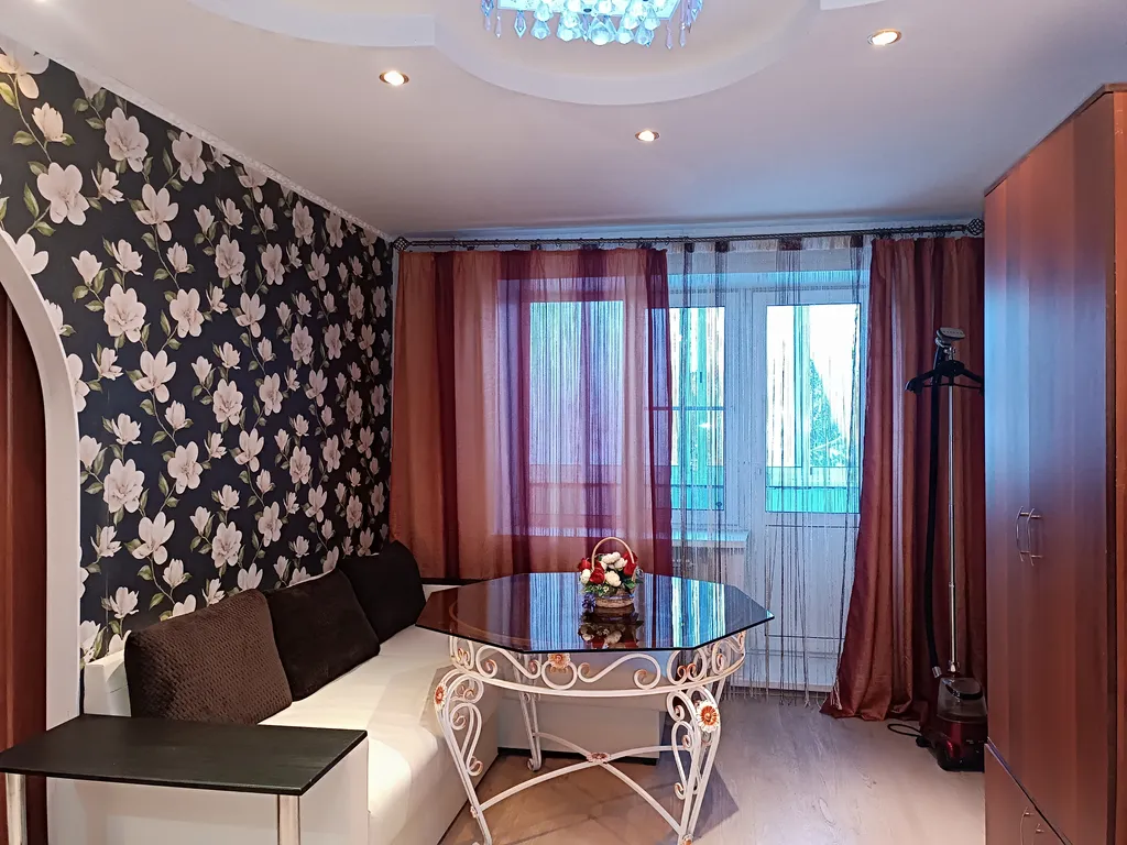 Уютная двухкомнатная квартира — аренда посуточно в Торжок