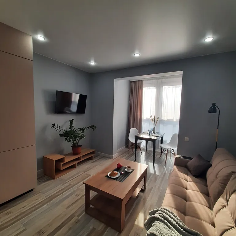 Стильная видовая квартира на Верхней Набережной