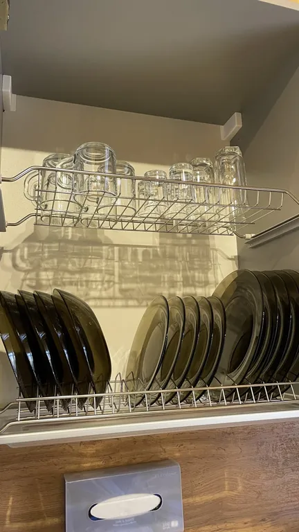 Уютный дом с кухней в центре