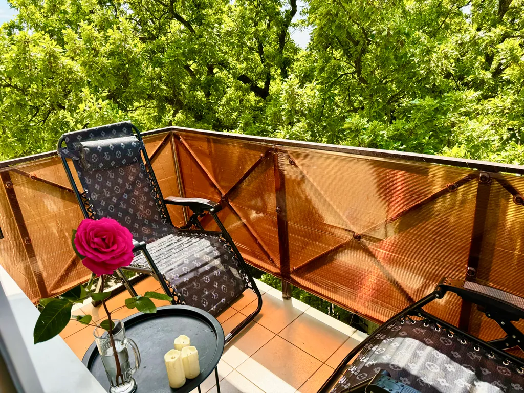 Райская мансарда с балконом на море: простор, комфорт и уют