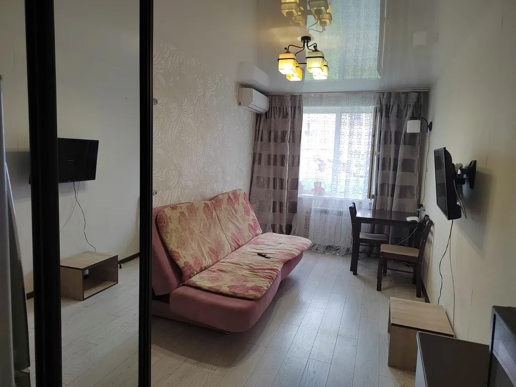 Студия рядом авторынок Зелёный угол