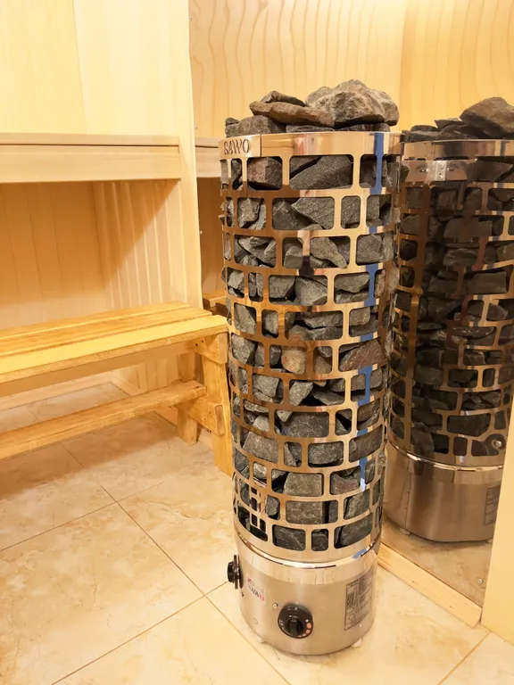 Дом с бассейном