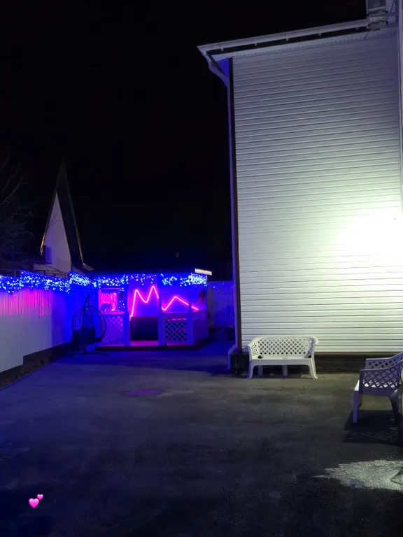 Квартира Квартира Четырехместный номер в центре города,с зоной отдыха и бассейном — Темрюк