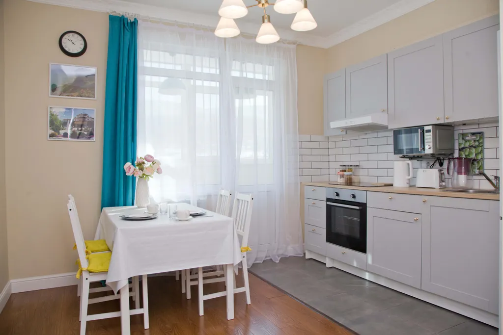 Уютная квартира с китами