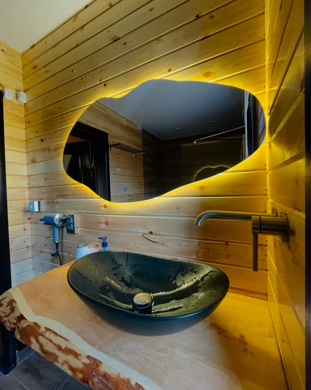 Дом в лесном массиве с закрытой территорией