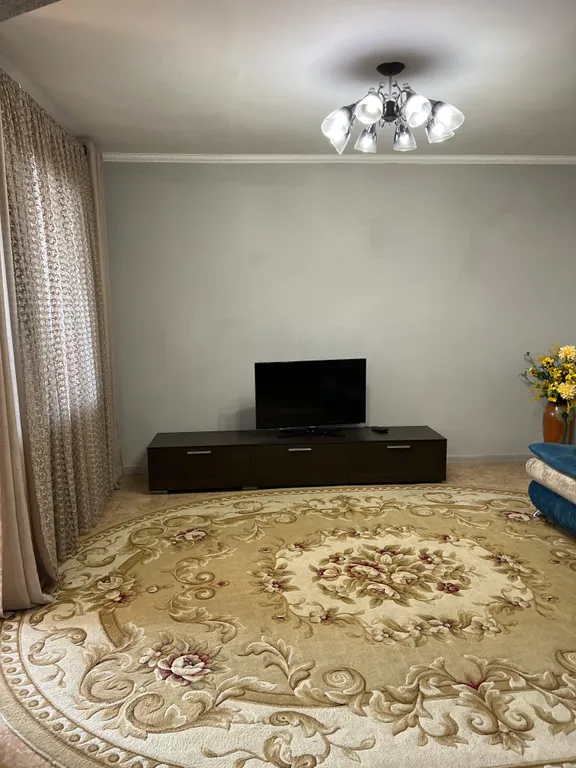 Трёхкомнатная квартира в центре на 9 этаже