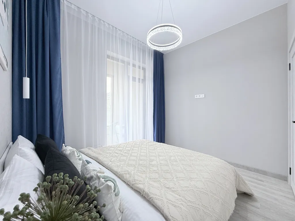 Квартира для семьи в жк с колоннадой и фонтанами