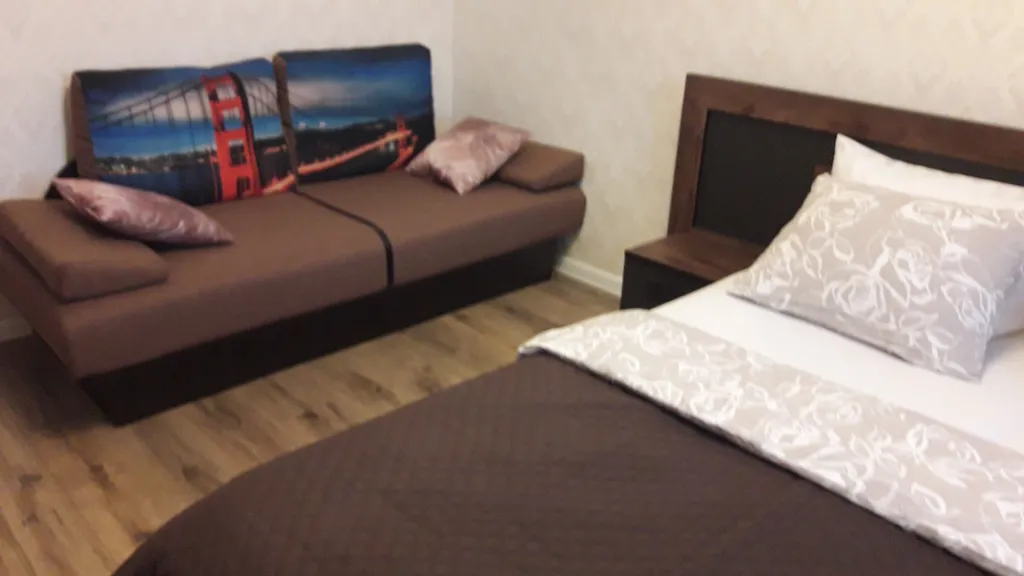 4-комнатная Квартира