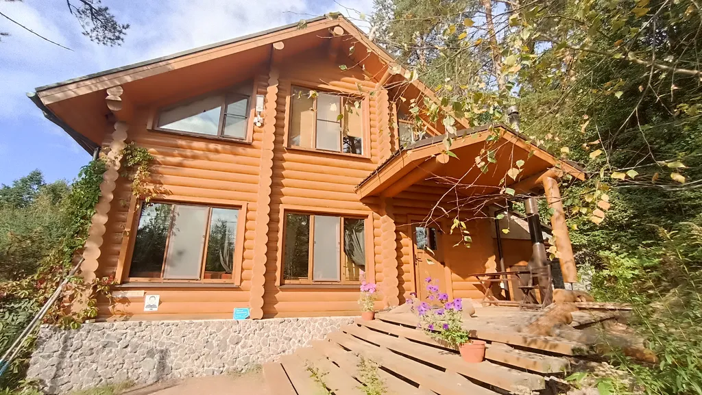 Дом на озере