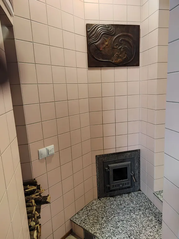 Апартаменты с баней и детской площадкой в пригороде Бреста