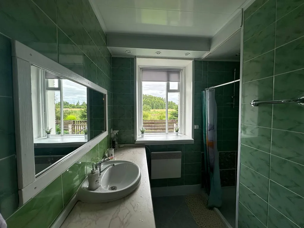 Частный дом с беседкой и мангалом